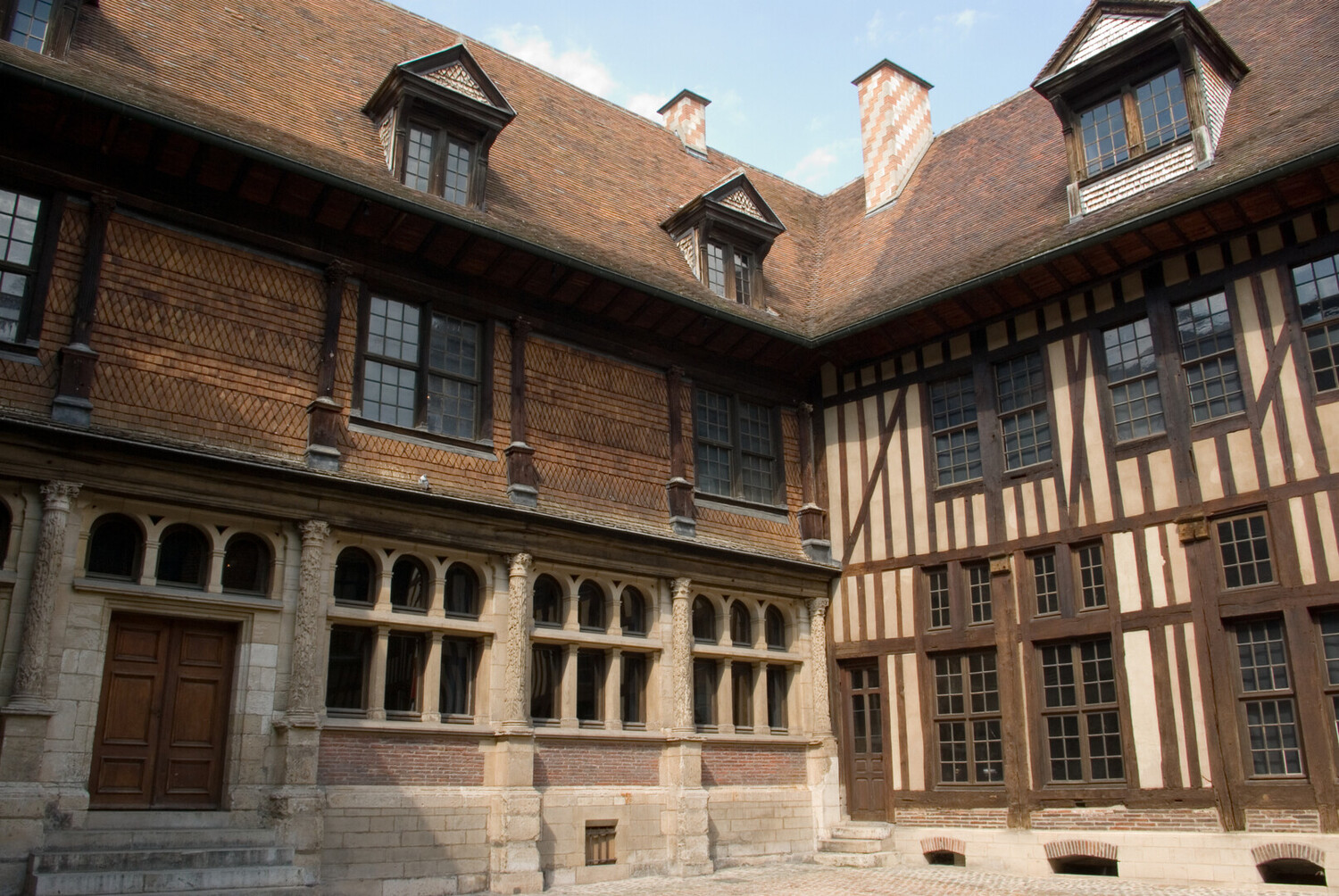 Visiter Troyes : les incontournables de la ville aux mille couleurs - 2026 - 12 - visiter troyes visiter troyes - Visiter Troyes : les incontournables de la ville aux mille couleurs - 2026 - 11