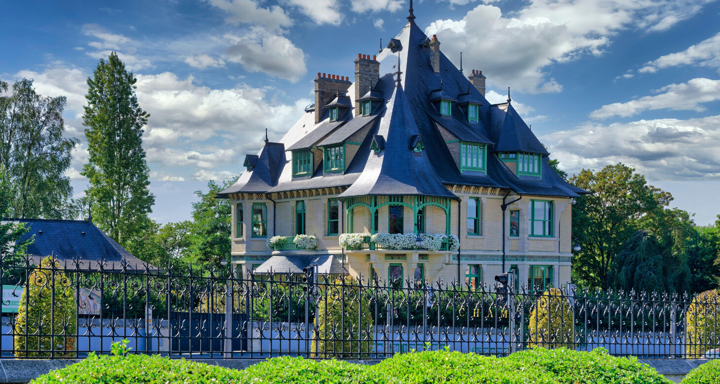 Reims Christmas Market: Champagne, Lights & Festive Magic - 2026 - 25 - Reims Christmas Market Reims Christmas Market - Reims Christmas Market: Champagne, Lights & Festive Magic - 2026 - 24