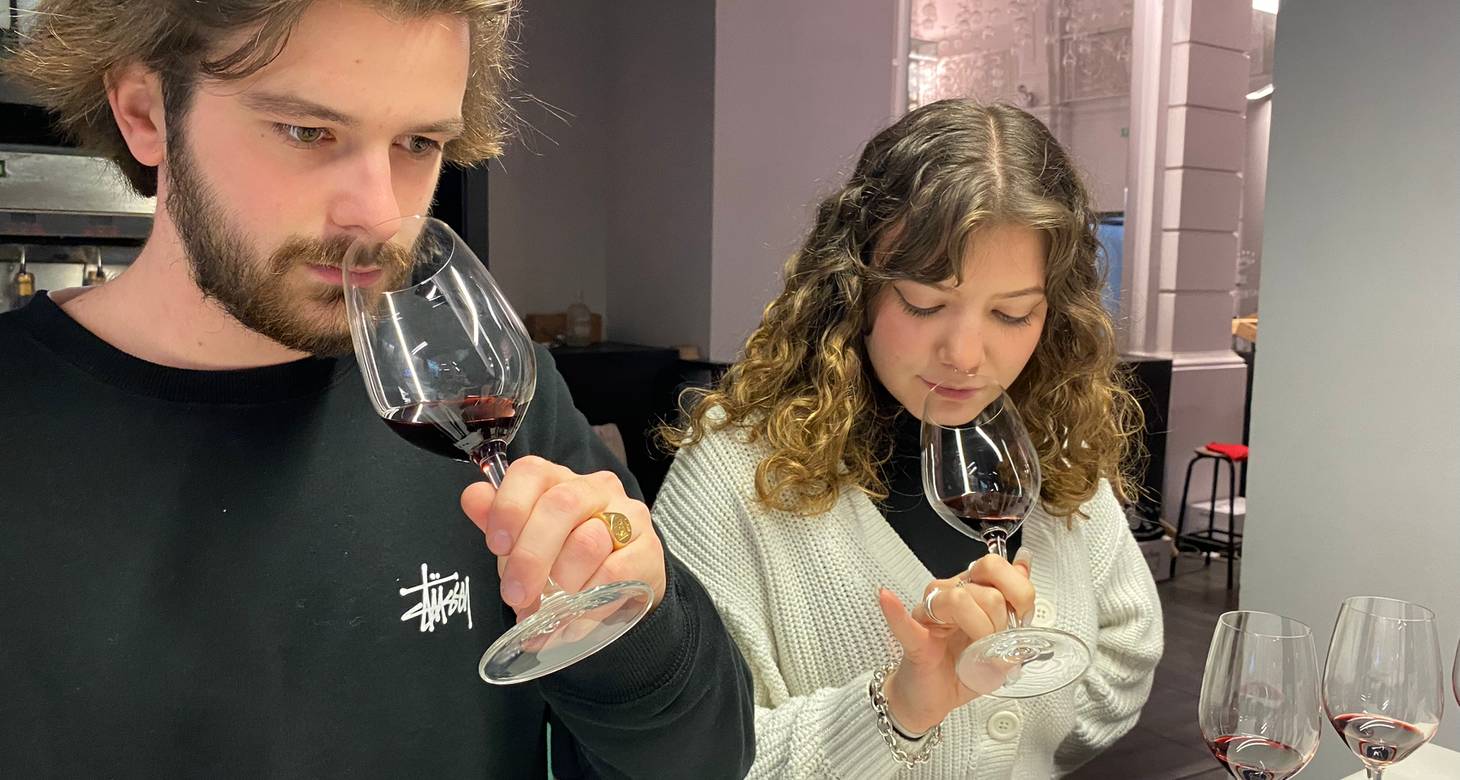 Best Bordeaux wine bars: Your Bordeaux city center guide - 2026 - 8 - bordeaux wine bar bordeaux wine bar - Best Bordeaux wine bars: Your Bordeaux city center guide - 2026 - 7