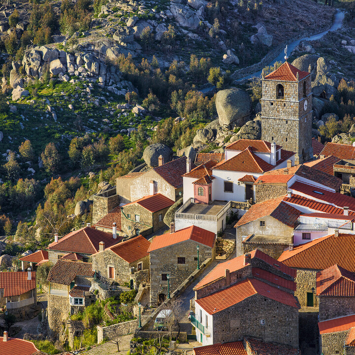 porto moniz - Visiter Monsanto : Notre guide pour explorer ce village hors du temps - 2025 - 17