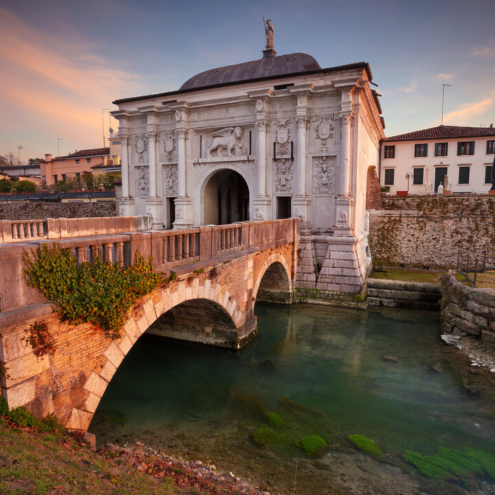 cosa vedere a bologna,cosa fare a bologna,visitare bologna - Cosa vedere a Treviso: Weekend perfetto nella Città dei Canali - 2025 - 17