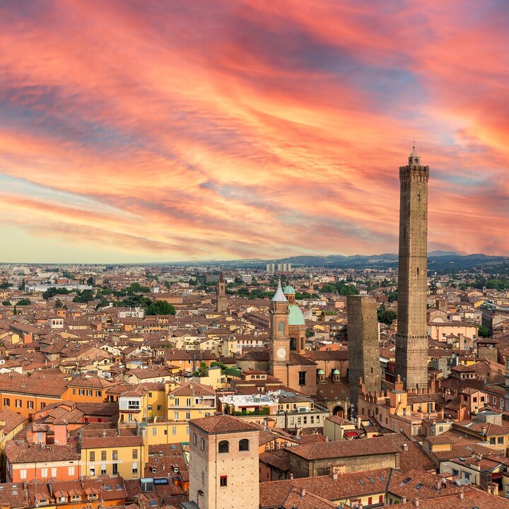 cosa vedere a bologna,cosa fare a bologna,visitare bologna - Cosa vedere a Bologna: Migliori posti da visitare - 2025 - 1