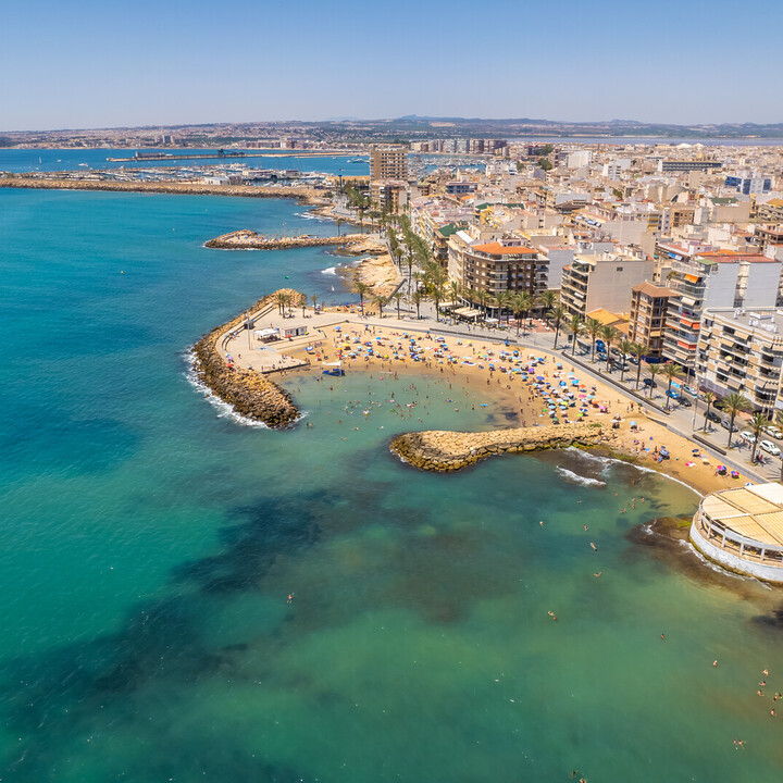 la gomera - Visiter Torrevieja : Guide complet pour découvrir cette perle de la Costa Blanca - 2025 - 5