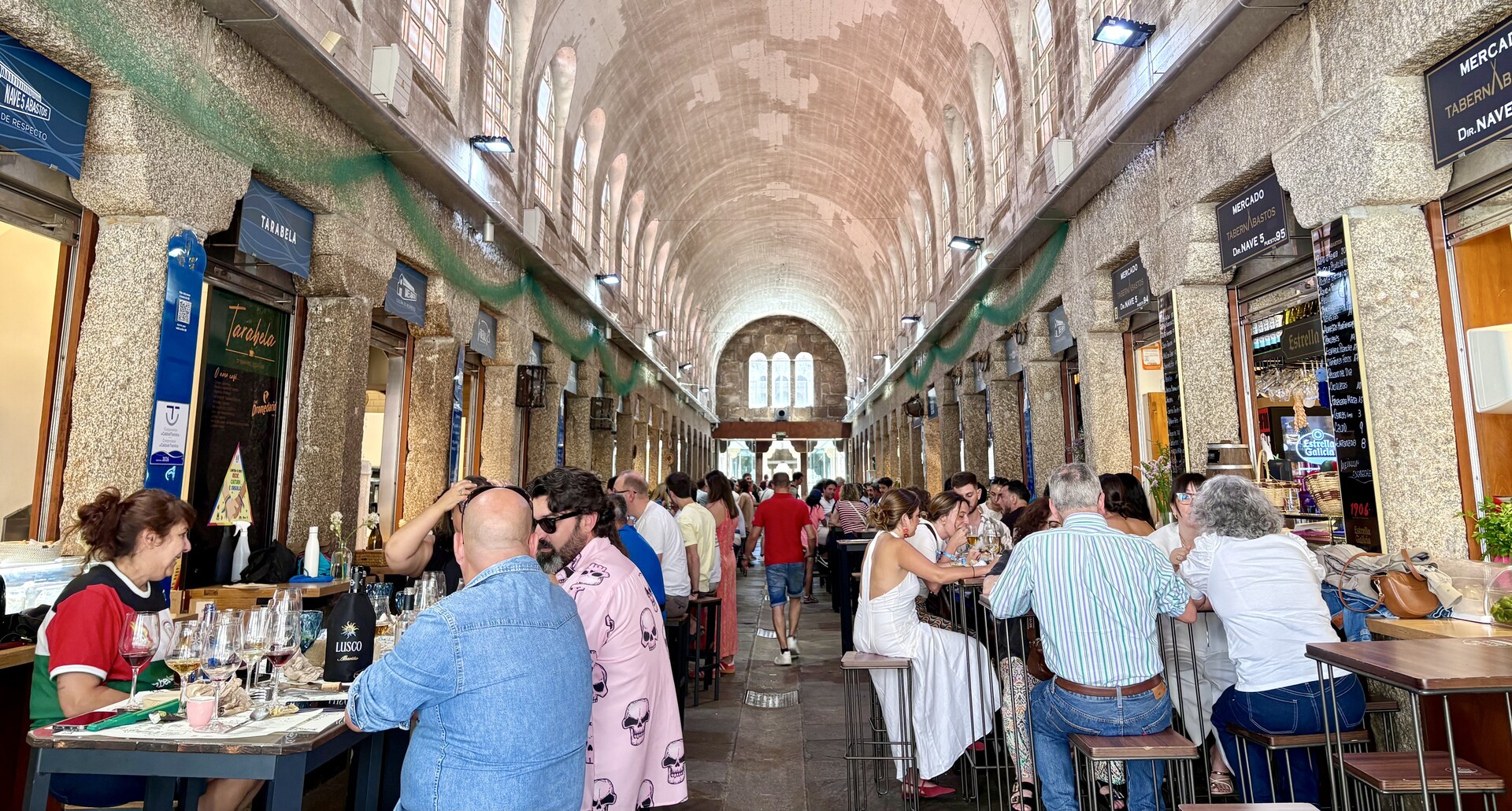 Visiter Saint-Jacques-de-Compostelle : Un voyage spirituel - 2026 - 8 - Saint-Jacques-de-Compostelle Saint-Jacques-de-Compostelle - Visiter Saint-Jacques-de-Compostelle : Un voyage spirituel - 2026 - 7