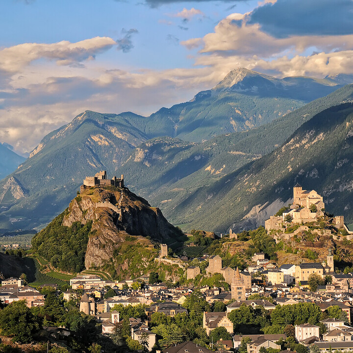 sion - Que faire à Sion : Joyau ensoleillé du Valais - 2025 - 1
