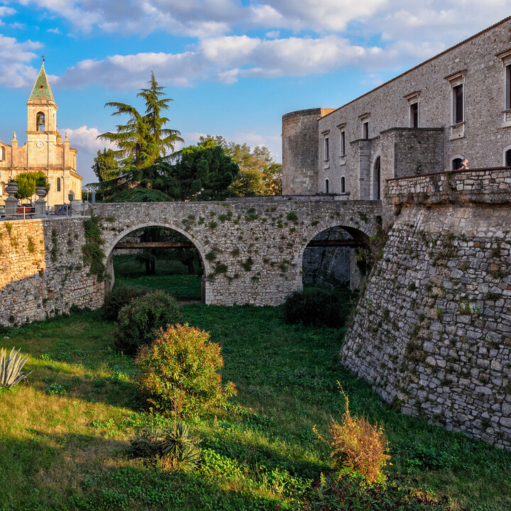 altomonte - Visiter Venosa : Un joyau historique et œnologique en Basilicate - 2025 - 7