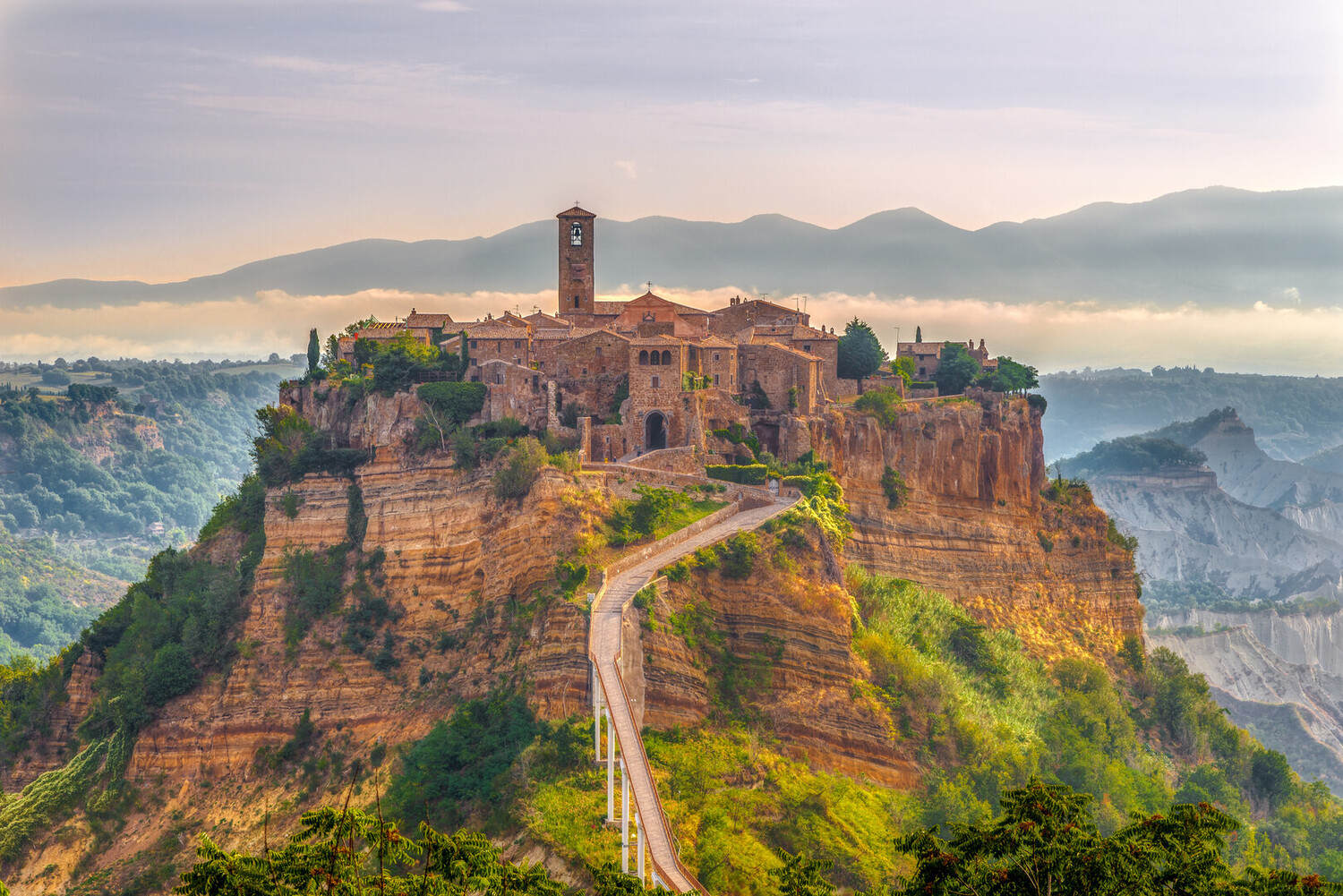 civita - Visiter Civita di Bagnoregio: Le dernier village du centre de l'Italie - 2025 - 1