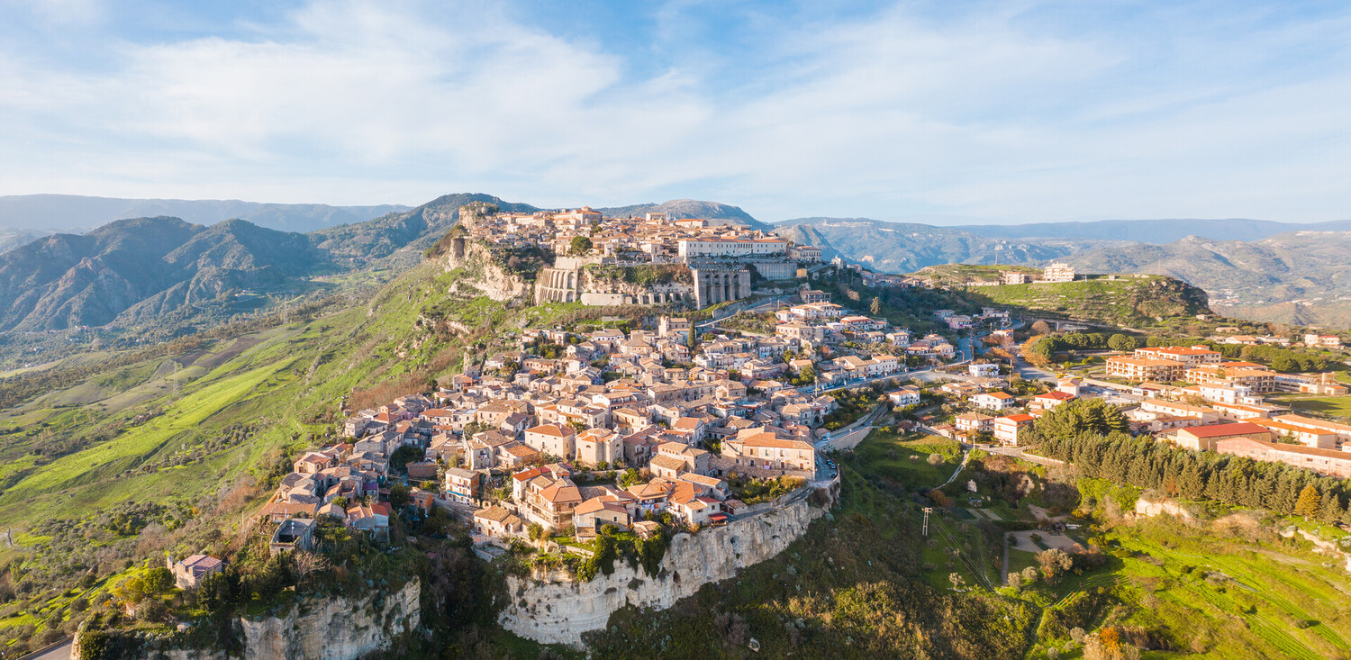 gerace - Visiter Gerace : L'un des plus beaux villages médiévaux d'Italie - 2025 - 1