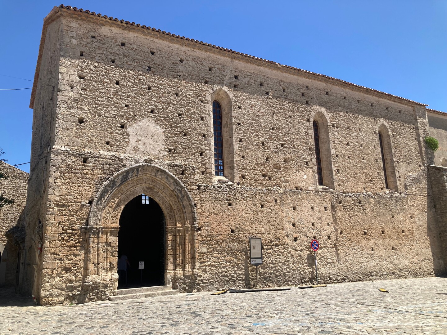 visit gerace - Visit Gerace: Discover the Majestic Cathedral - 2025 - 7