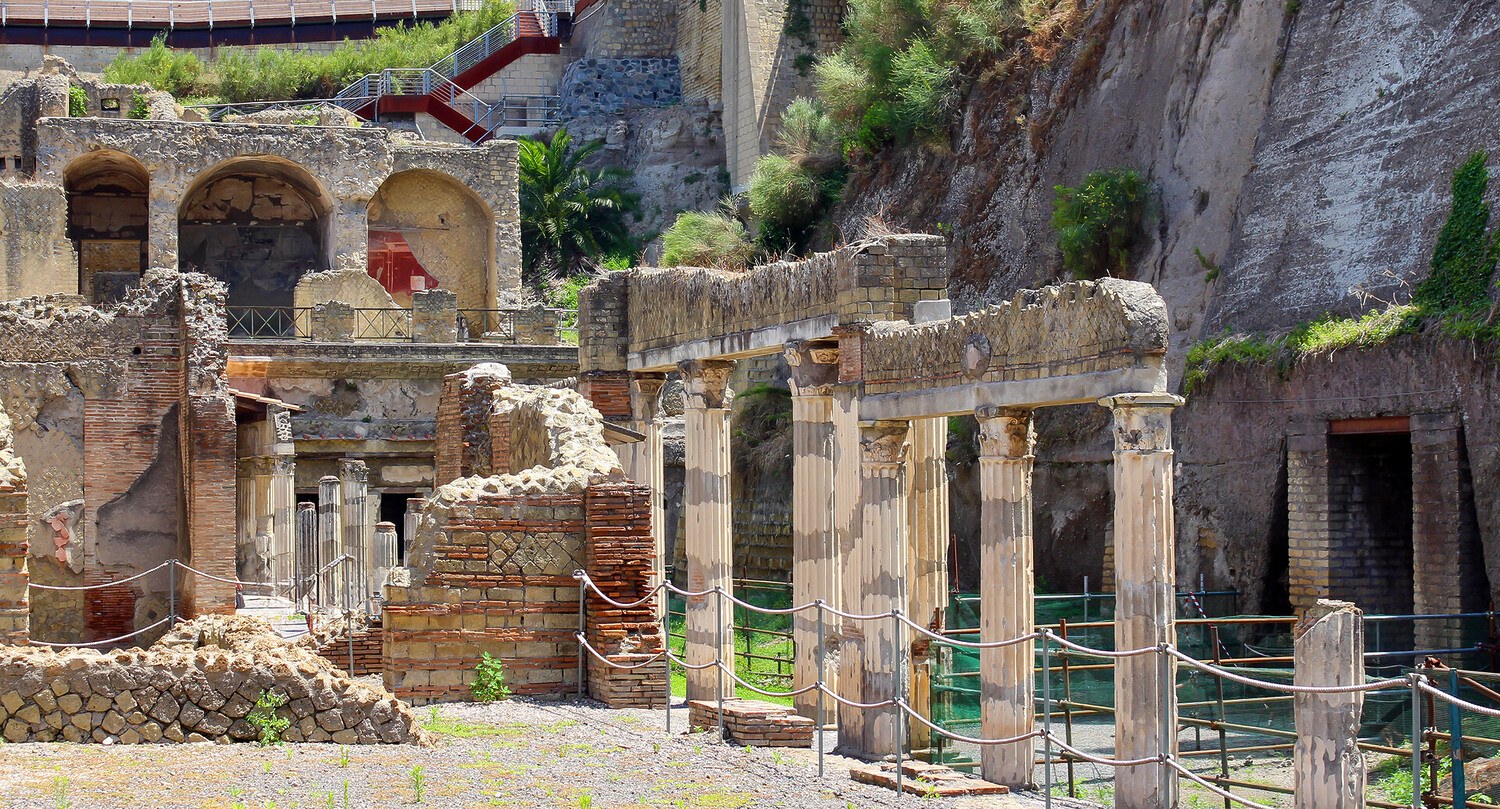Visit Herculaneum - Visit Herculaneum: A Journey Through the Ruins - 2025 - 3