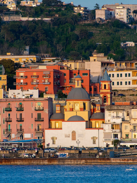 - Visiter Pozzuoli : Trésors volcaniques et vestiges romains du golfe de Naples - 2025 - 17