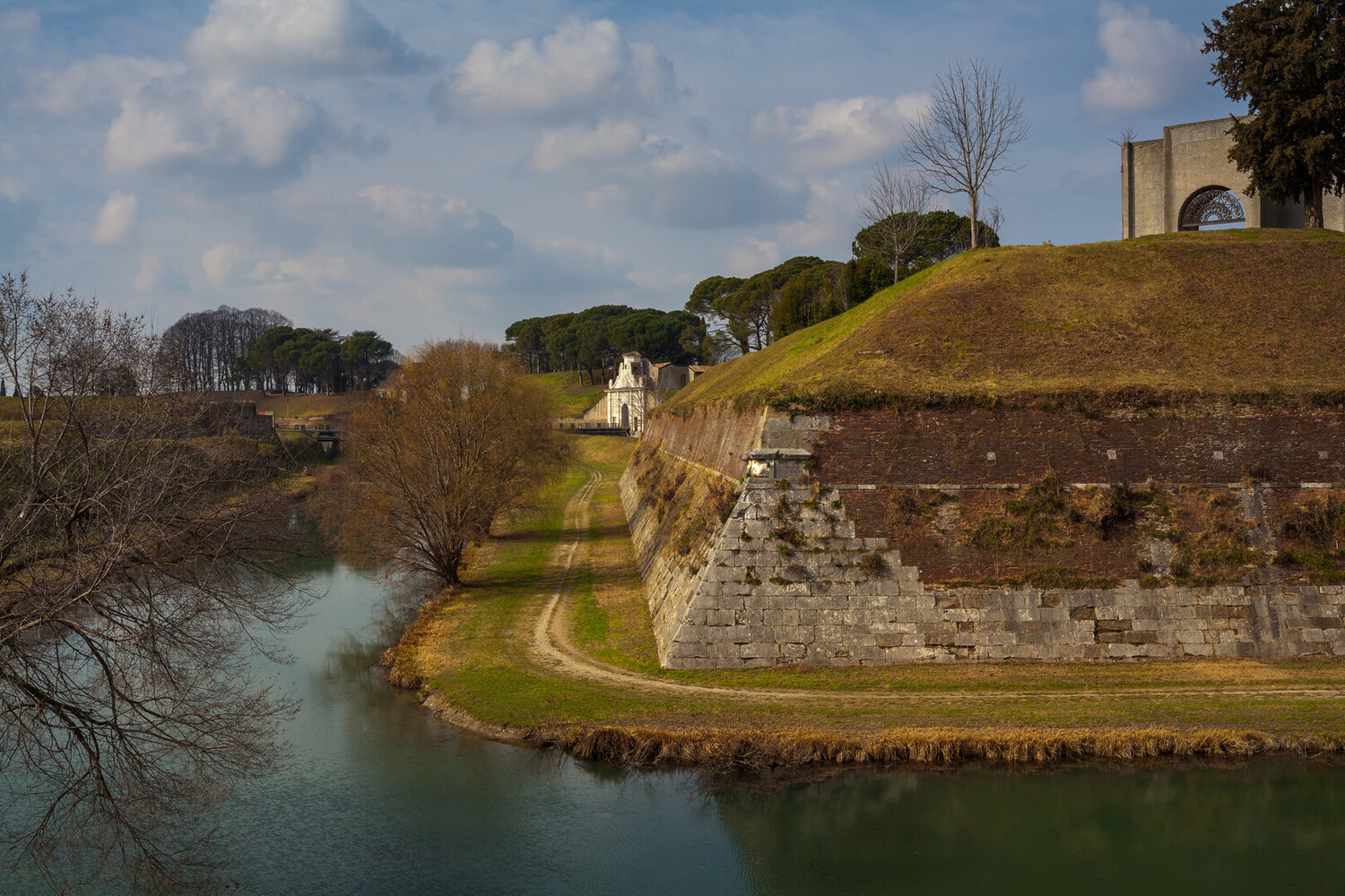 Visitez Palmanova - Visitez Palmanova : Guide de la ville étoilée - 2025 - 9