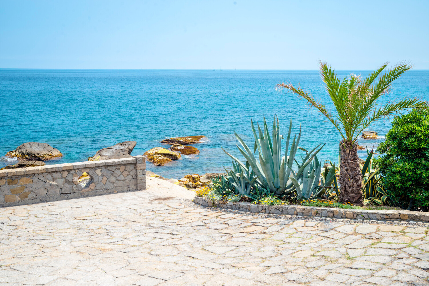 Visit Bordighera Italy: Best Coastal Activities - 2025 - 4 - Visit Bordighera Visit Bordighera - Visit Bordighera Italy: Best Coastal Activities - 2025 - 3