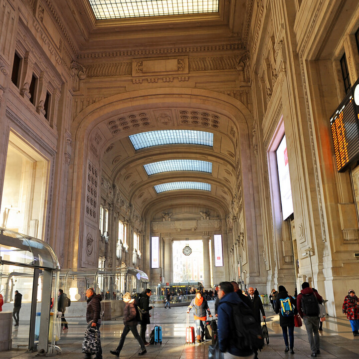 day trips from bergamo - The Best Day Trips from Milan - 2025 - 7