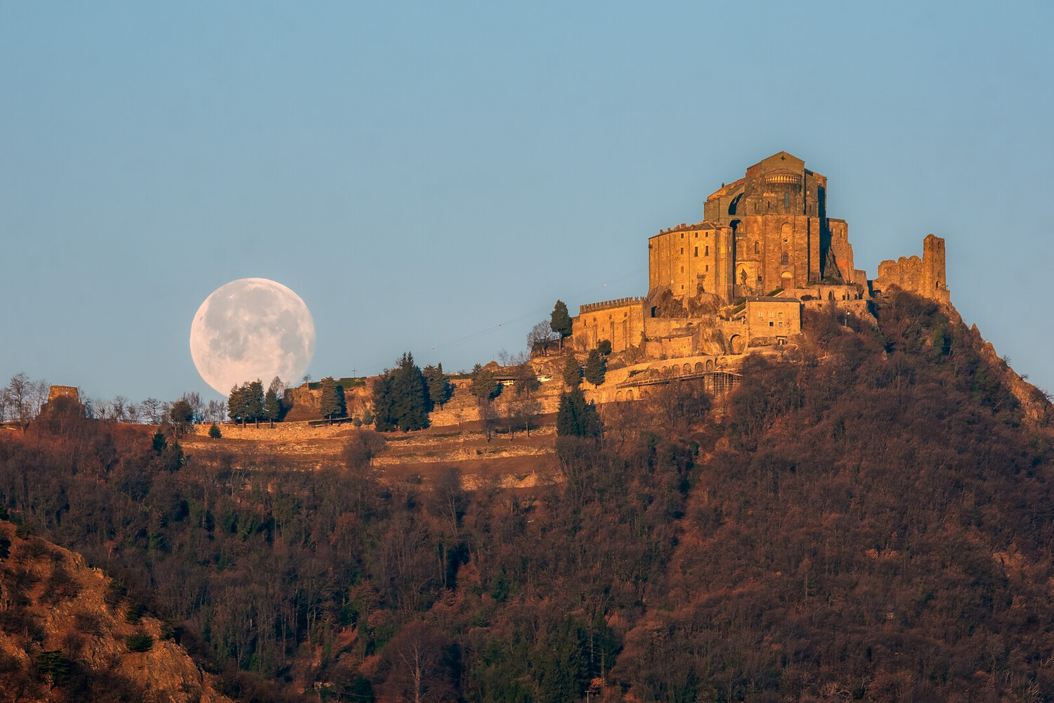 Day Trips from Turin - Day Trips from Turin: From Turin to the Vineyards via the Alps - 2025 - 5