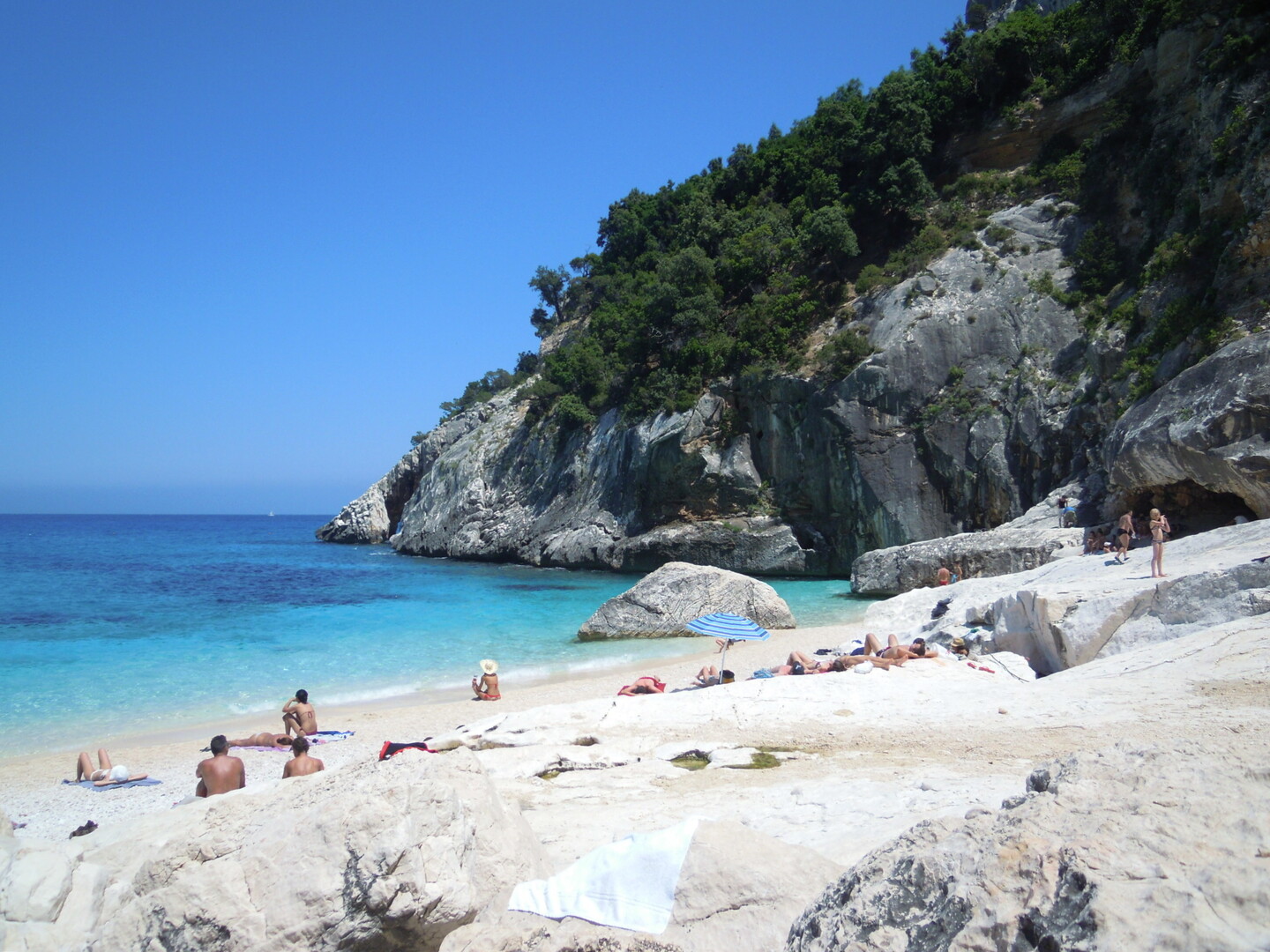 Best Sardinia Beaches - Best Sardinia Beaches: A Stunning Guide of the Emerald Coast - 2025 - 5
