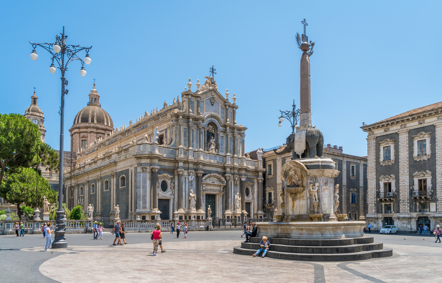 Visit Catania Italy: Best Things to See & Do - 2026 - 4 - visit Catania visit Catania - Visit Catania Italy: Best Things to See & Do - 2026 - 3