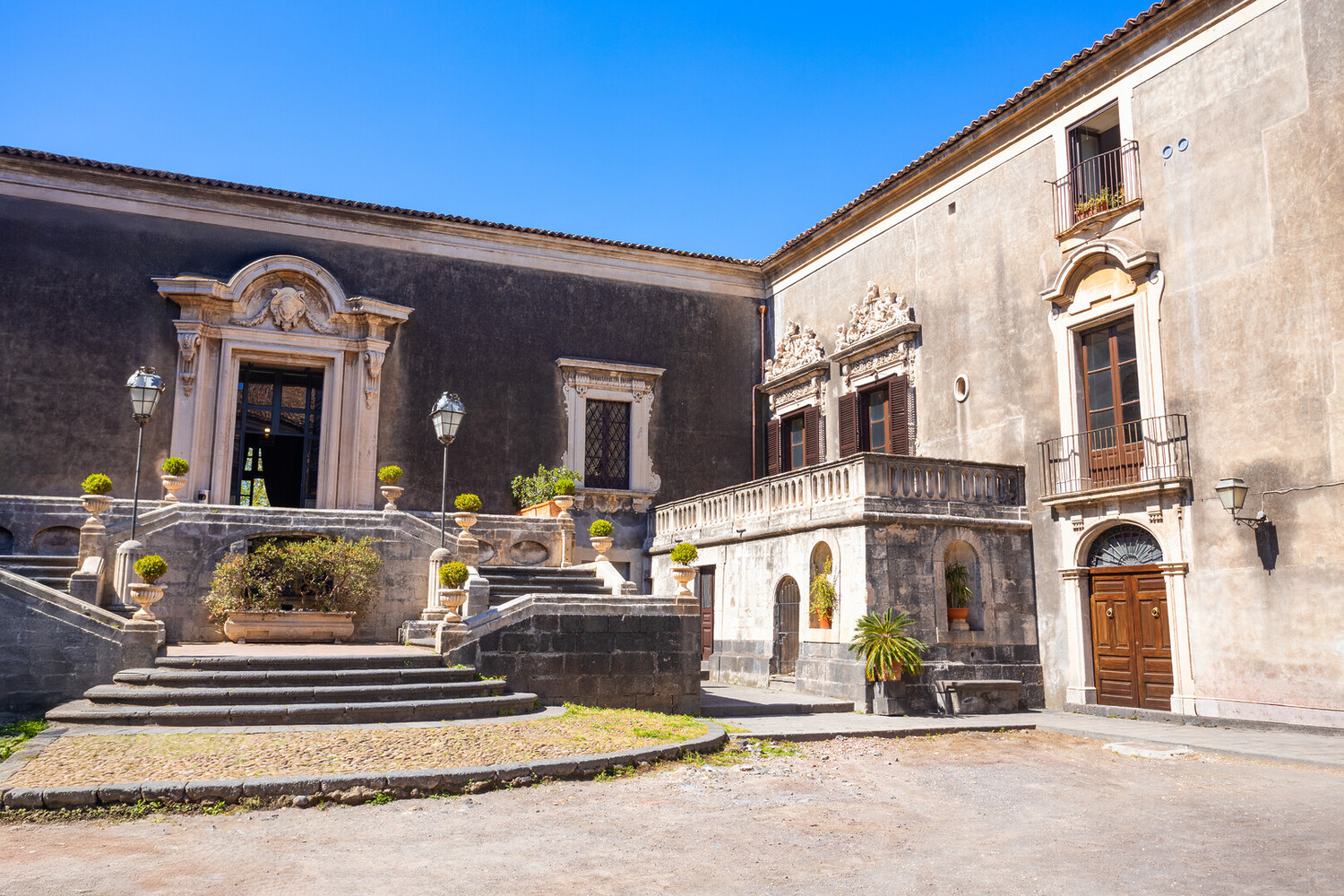 Visit Catania Italy: Best Things to See & Do - 2026 - 12 - visit Catania visit Catania - Visit Catania Italy: Best Things to See & Do - 2026 - 11