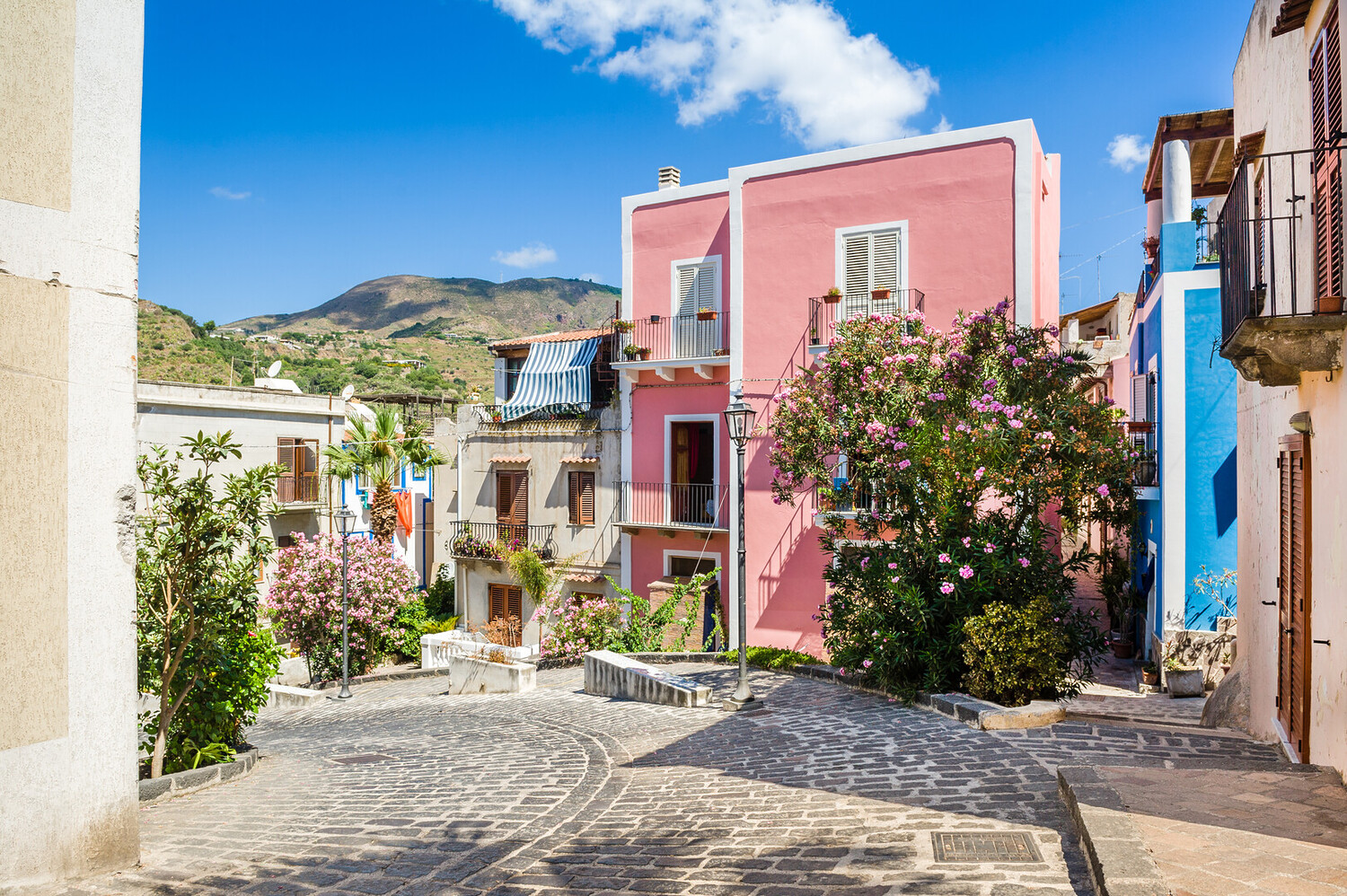 lipari - Visiter Lipari et les Îles Éoliennes : Le guide d'un séjour inoubliable - 2025 - 1