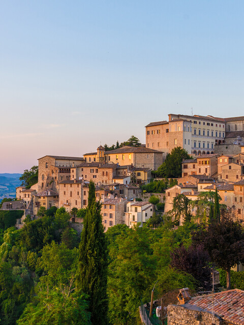 - Visiter Todi : Élégance et charme en Italie - 2025 - 17