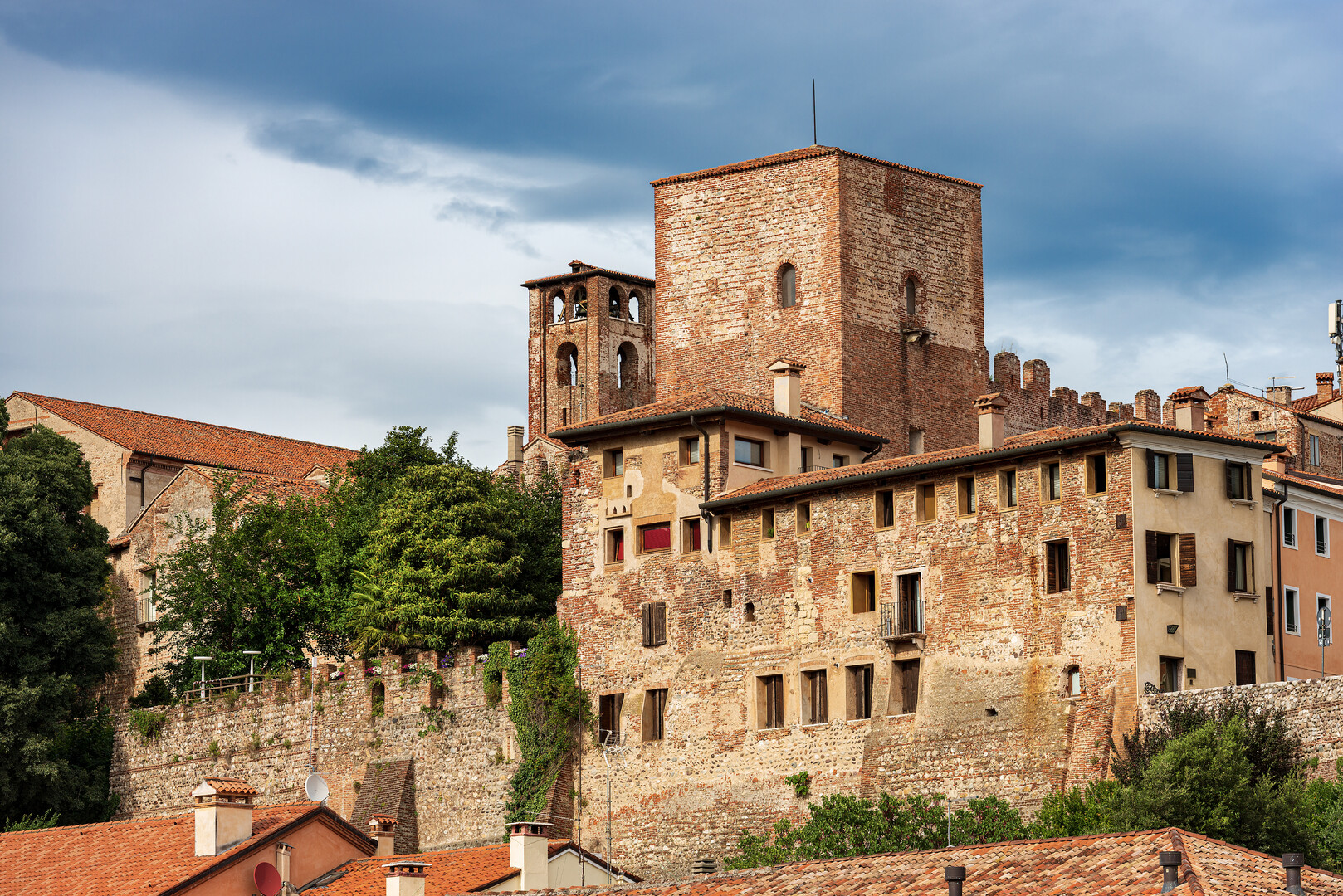 Ultimate Sardinia Itinerary: 4-Day Road Trip & Stunning Beaches - 2026 - 5 - sardinia Getting pleasantly lost in Castello