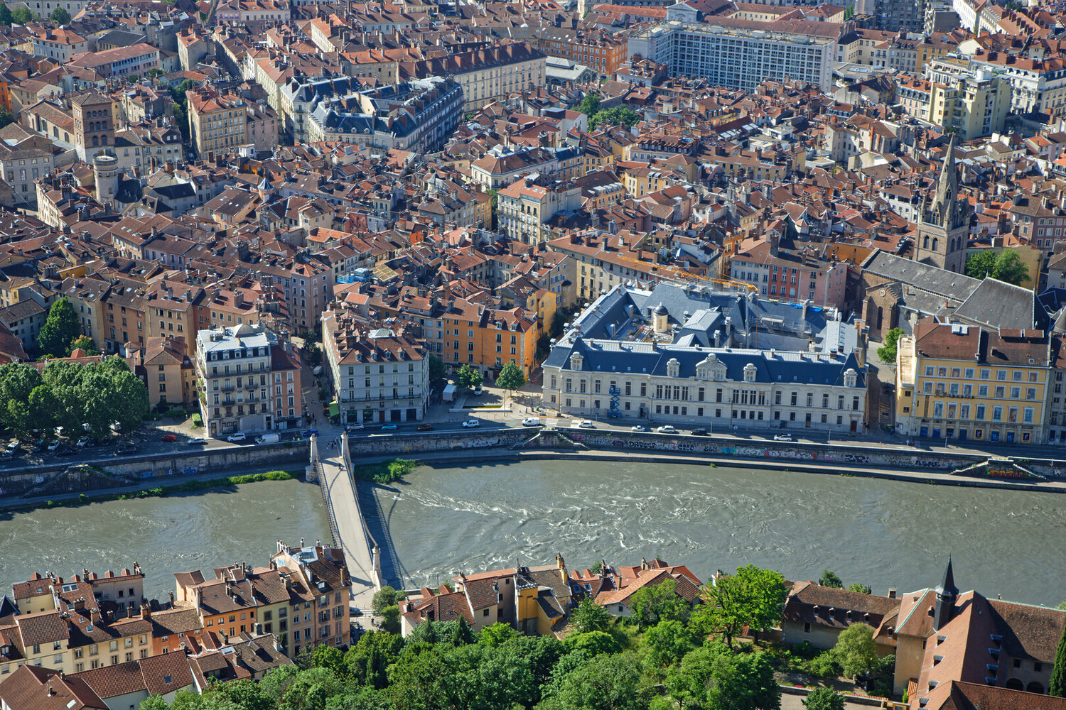 Que faire à Grenoble : Les lieux incontournables - 2025 - 14 - que faire a grenoble que faire a grenoble - Que faire à Grenoble : Les lieux incontournables - 2025 - 13