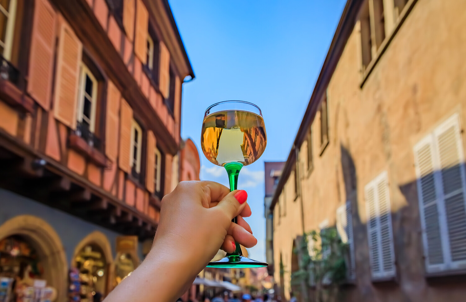 Les meilleurs bars à vin Colmar : Découvrez les perles viticoles de la région - 2026 - 8 - bars à vin Colmar bars à vin Colmar - Les meilleurs bars à vin Colmar : Découvrez les perles viticoles de la région - 2026 - 7