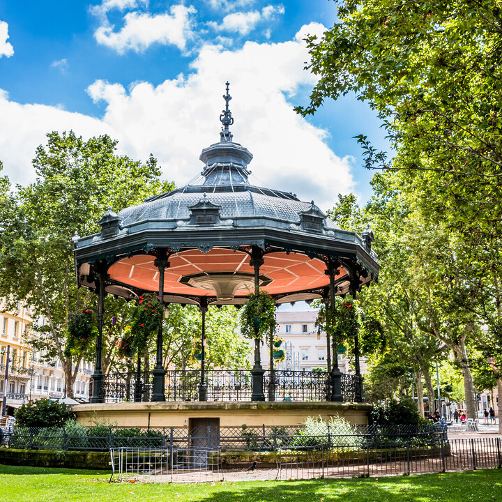 Que faire à Saint-Étienne : activités incontournables - 2026 - 6 - visiter la champagne visiter la champagne - Que faire à Saint-Étienne : activités incontournables - 2026 - 5