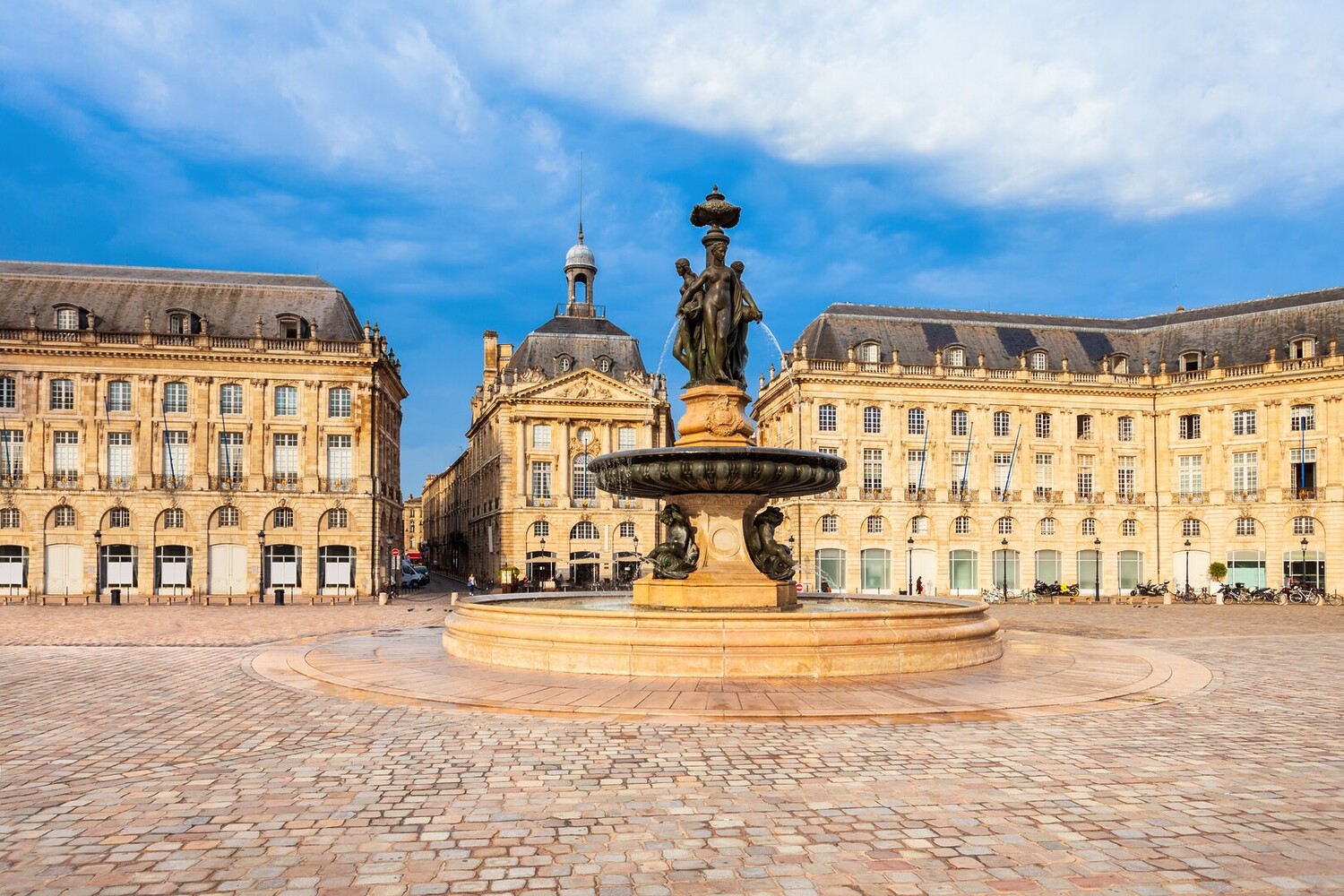 Visiter Bordeaux en 3 jours : Les incontournables de votre itinéraire - 2026 - 4 - visiter bordeaux en 3 jours visiter bordeaux en 3 jours - Visiter Bordeaux en 3 jours : Les incontournables de votre itinéraire - 2026 - 3