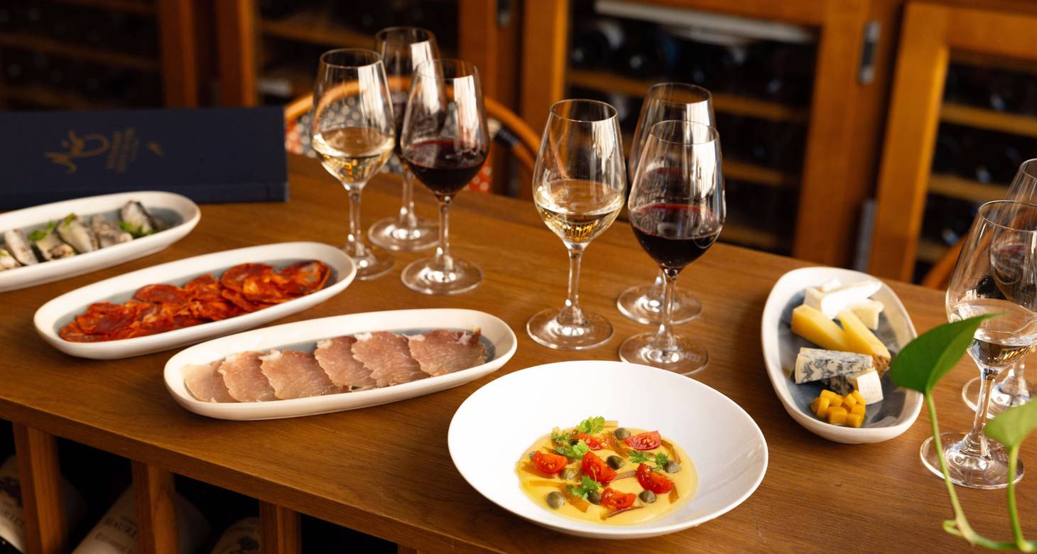 Bar à vin Montpellier : Dégustation en centre-ville - 2026 - 4 - bar à vin montpellier bar à vin montpellier - Bar à vin Montpellier : Dégustation en centre-ville - 2026 - 3