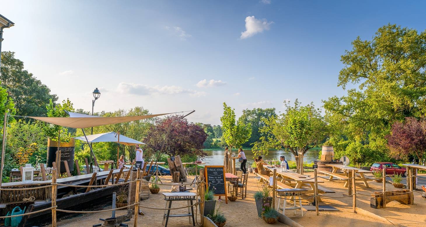 Meilleur bar à vin Tours : Guide des meilleures adresses - 2026 - 12 - bar à vin tours bar à vin tours - Meilleur bar à vin Tours : Guide des meilleures adresses - 2026 - 11