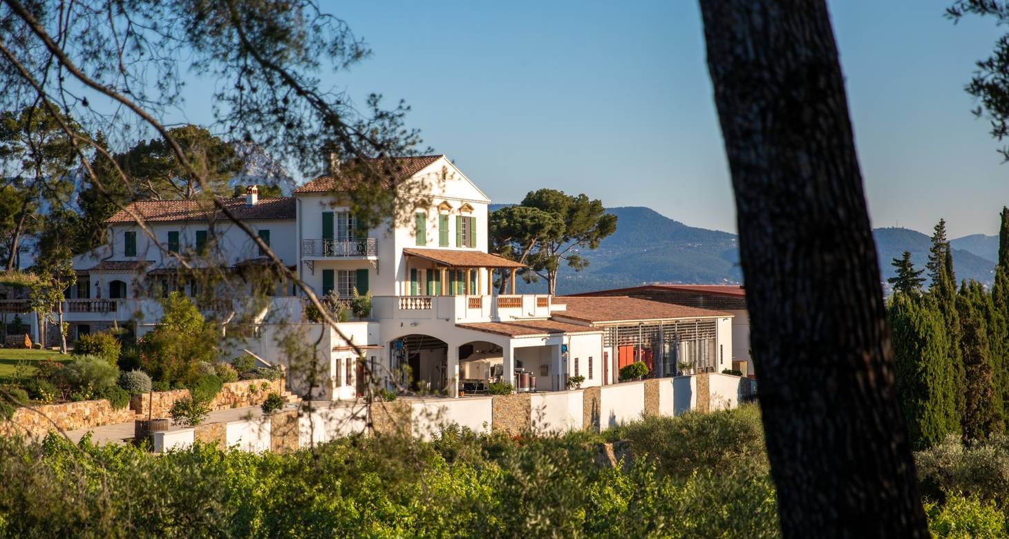 Visiter Toulon : sa rade, le musée national de la marine et sa rue des arts - 2026 - 18 - visiter toulon visiter toulon - Visiter Toulon : sa rade, le musée national de la marine et sa rue des arts - 2026 - 17