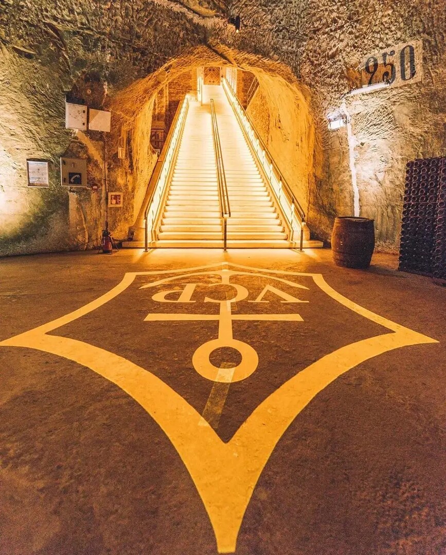 Maisons de Champagne à Reims : notre guide des TOP 8 à visiter - 2026 - 2 - maisons de champagne reims maisons de champagne reims - Maisons de Champagne à Reims : notre guide des TOP 8 à visiter - 2026 - 1