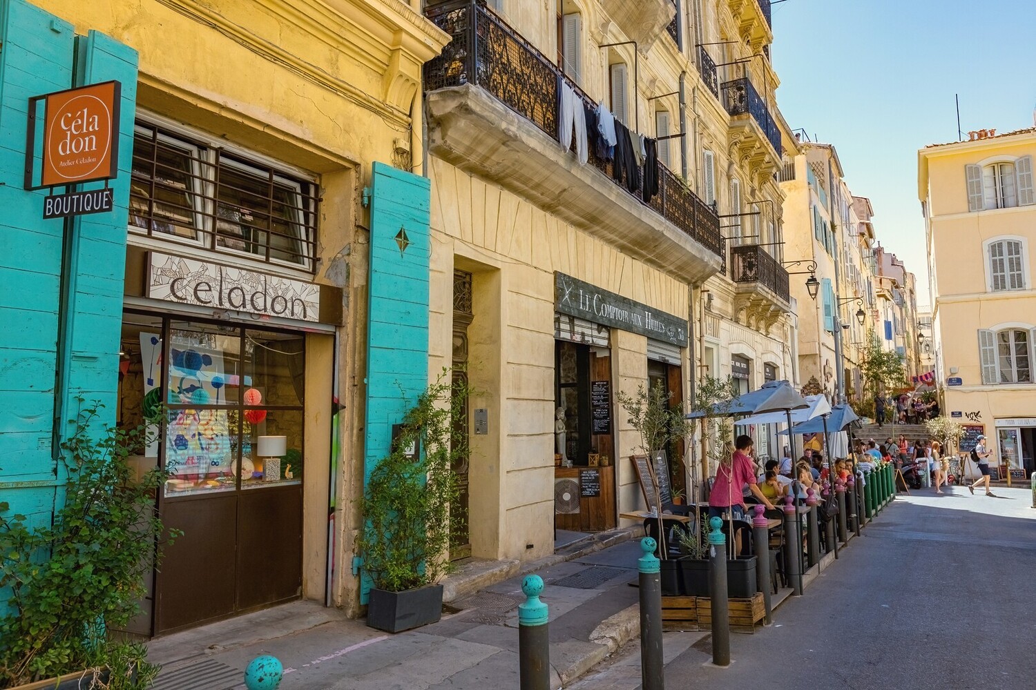 Bar à vin Marseille : les meilleures adresses entre cave à vin, bistrot et chai urbain - 2026 - 6 - bar à vin marseille bar à vin marseille - Bar à vin Marseille : les meilleures adresses entre cave à vin, bistrot et chai urbain - 2026 - 5