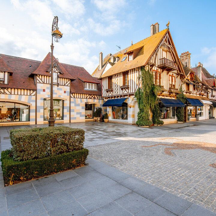 Visiter Deauville : les incontournables à voir et à faire - 2026 - 13 - week-end en Italie week-end en Italie - Visiter Deauville : les incontournables à voir et à faire - 2026 - 12