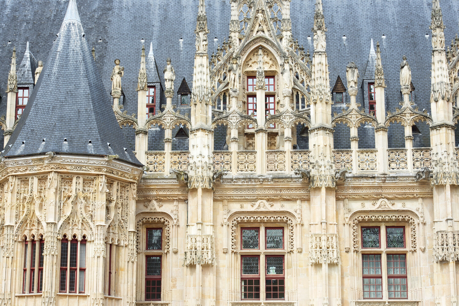 Visiter Rouen : les incontournables à découvrir en 1 jour - 2026 - 16 - Visiter Rouen Visiter Rouen - Visiter Rouen : les incontournables à découvrir en 1 jour - 2026 - 15