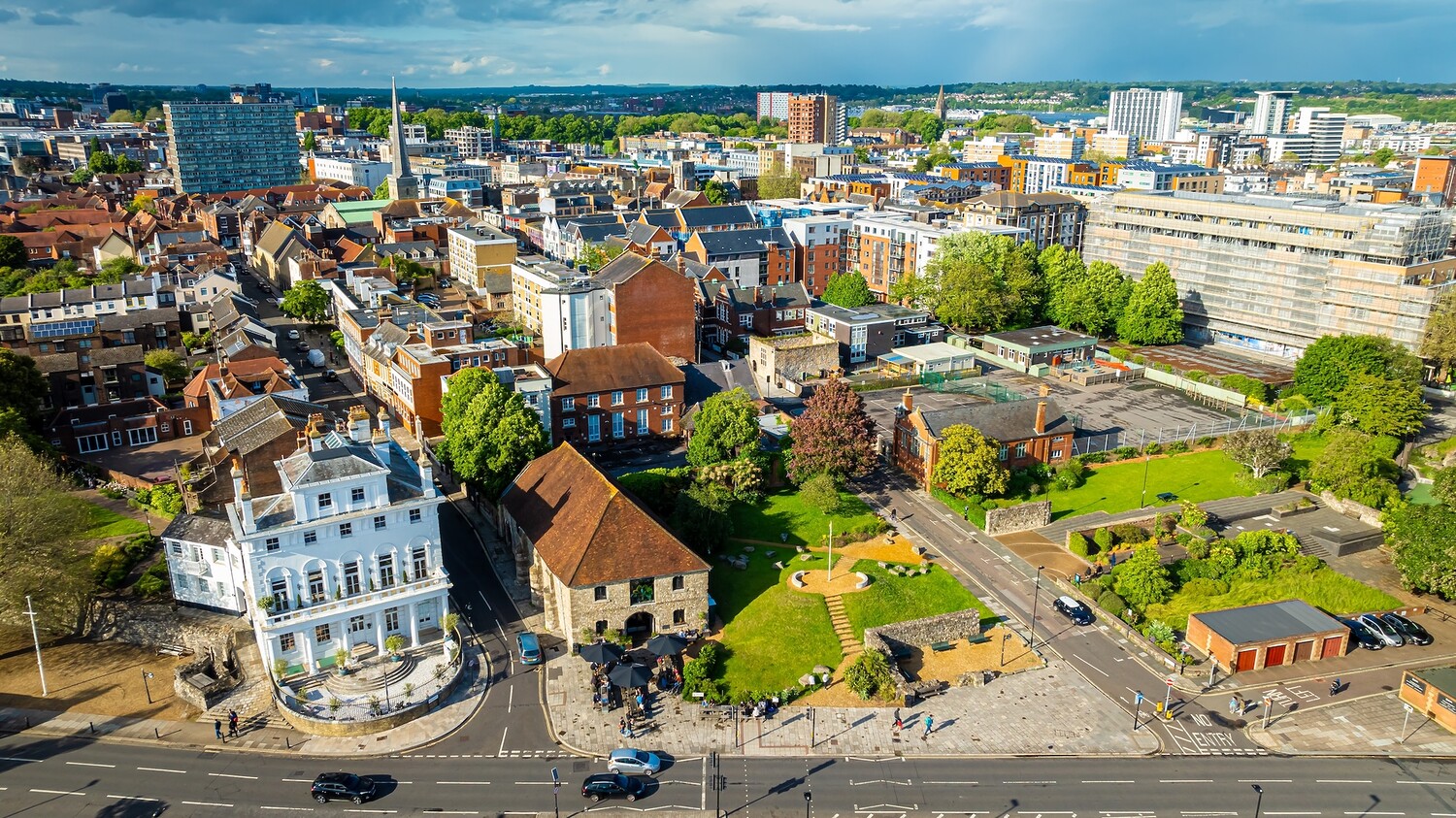 Discover the Top Things to Do in Southampton: Art, History, and Exploration Await! - 2026 - 2 - - Discover the Top Things to Do in Southampton: Art, History, and Exploration Await! - 2026 - 1