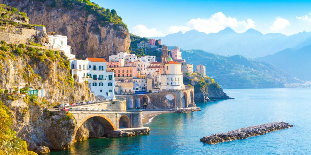 Cosa vedere in Costiera Amalfitana: migliori città da visitare - 2026 - 4 - cosa vedere in costiera amalfitana,cosa fare in costiera amalfitana,visitare la costiera amalfitana cosa vedere in costiera amalfitana,cosa fare in costiera amalfitana,visitare la costiera amalfitana - Cosa vedere in Costiera Amalfitana: migliori città da visitare - 2026 - 3