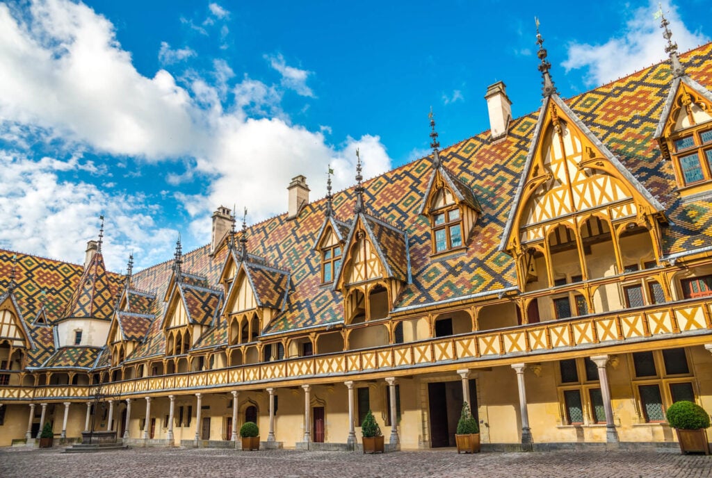 Route des vins de Bourgogne Carte : Entre climats et Grands Crus - 2026 - 17 - route des vins de bourgogne, route des grands crus carte, route des grands crus de bourgogne, route des vins beaune Route des vins de Dijon