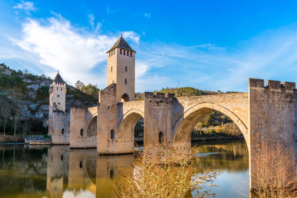 Que faire à Cahors ? Les incontournables pour visiter cette ville médiévale - 2026 - 3 - visiter cahors, que faire a cahors visiter cahors, que faire a cahors - Que faire à Cahors ? Les incontournables pour visiter cette ville médiévale - 2026 - 2