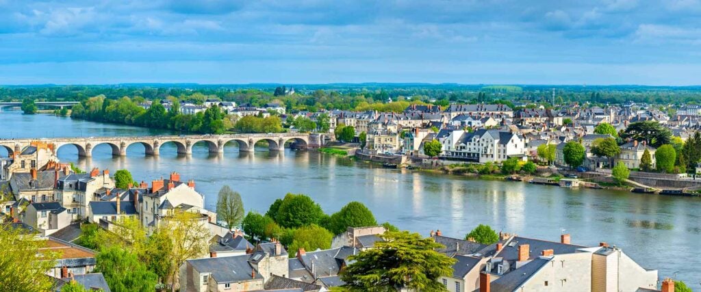 4 beautiful ways to explore Loire Valley from Paris - 2026 - 1 - loire valley from paris, loire valley tour from paris, tour of loire valley from paris Val de loire