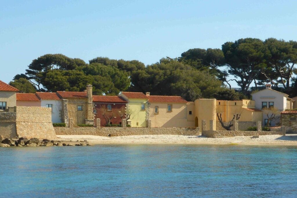 Visit Bandol: TOP 10 things to do - 2026 - 3 - visit bandol, provence, things to do in bandol france visit bandol