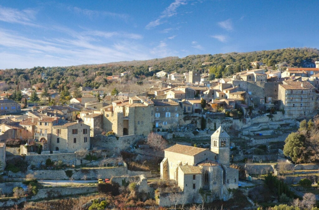 Top 15 des plus beaux villages du Luberon - 2026 - 12 - villages du luberon,villages luberon,luberon villages,plus beaux villages luberon Viens
