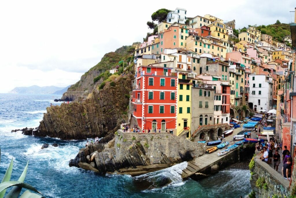 Cosa vedere alle Cinque Terre: Esperienze autentiche tra natura e sapori - 2026 - 1 - cosa fare alle cinque terre,visitare le cinque terre Cantina Sociale Cinque Terre