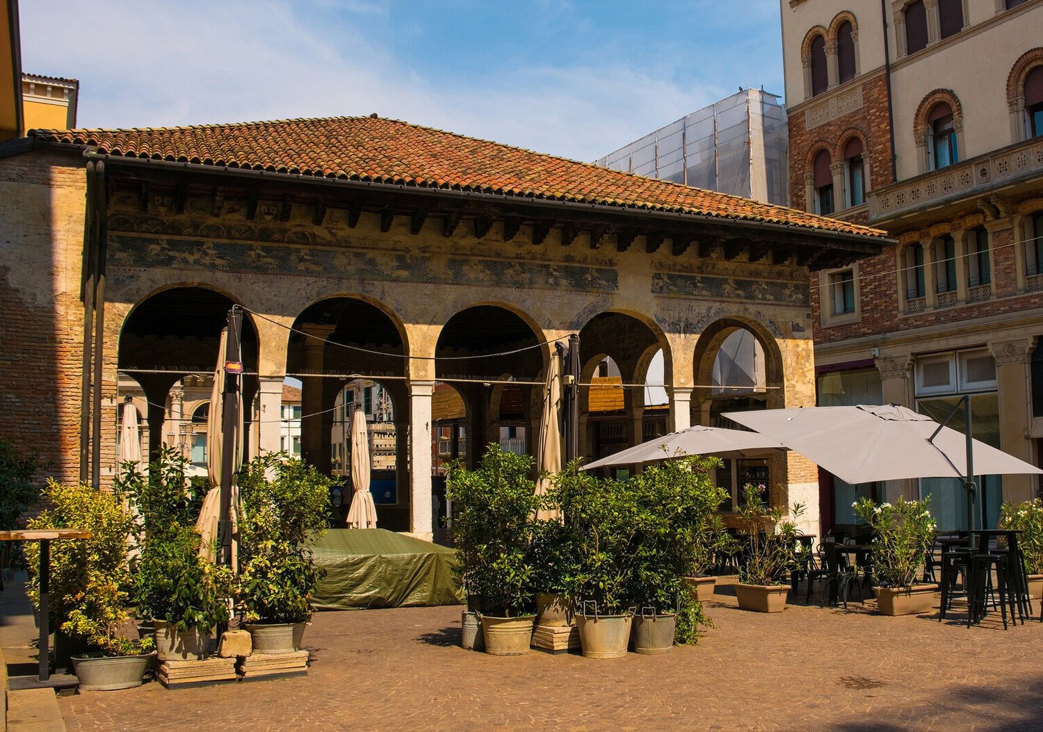 Cosa vedere a Treviso: Weekend perfetto nella Città dei Canali - 2026 - 13 - cosa vedere a treviso, visitare treviso, weekend a Treviso, / cosa vedere a treviso, visitare treviso, weekend a Treviso, / - Cosa vedere a Treviso: Weekend perfetto nella Città dei Canali - 2026 - 12