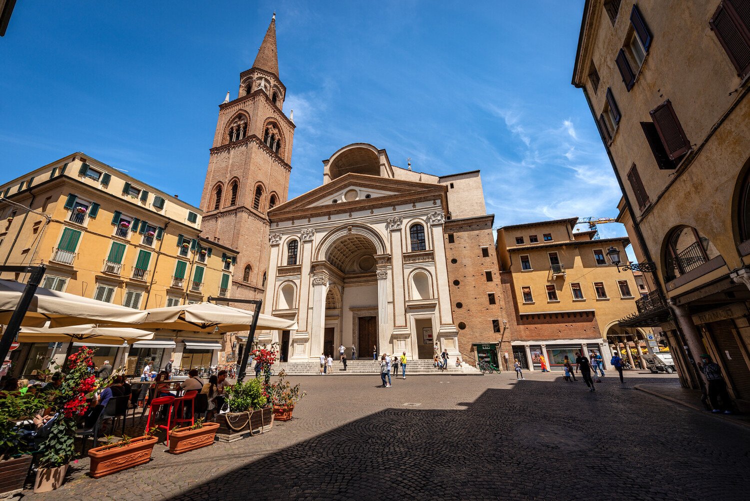Best Day Trips from Verona for Wine, Culture & Lake Views - 2026 - 10 - Day Trips from Verona Day Trips from Verona - Best Day Trips from Verona for Wine, Culture & Lake Views - 2026 - 9