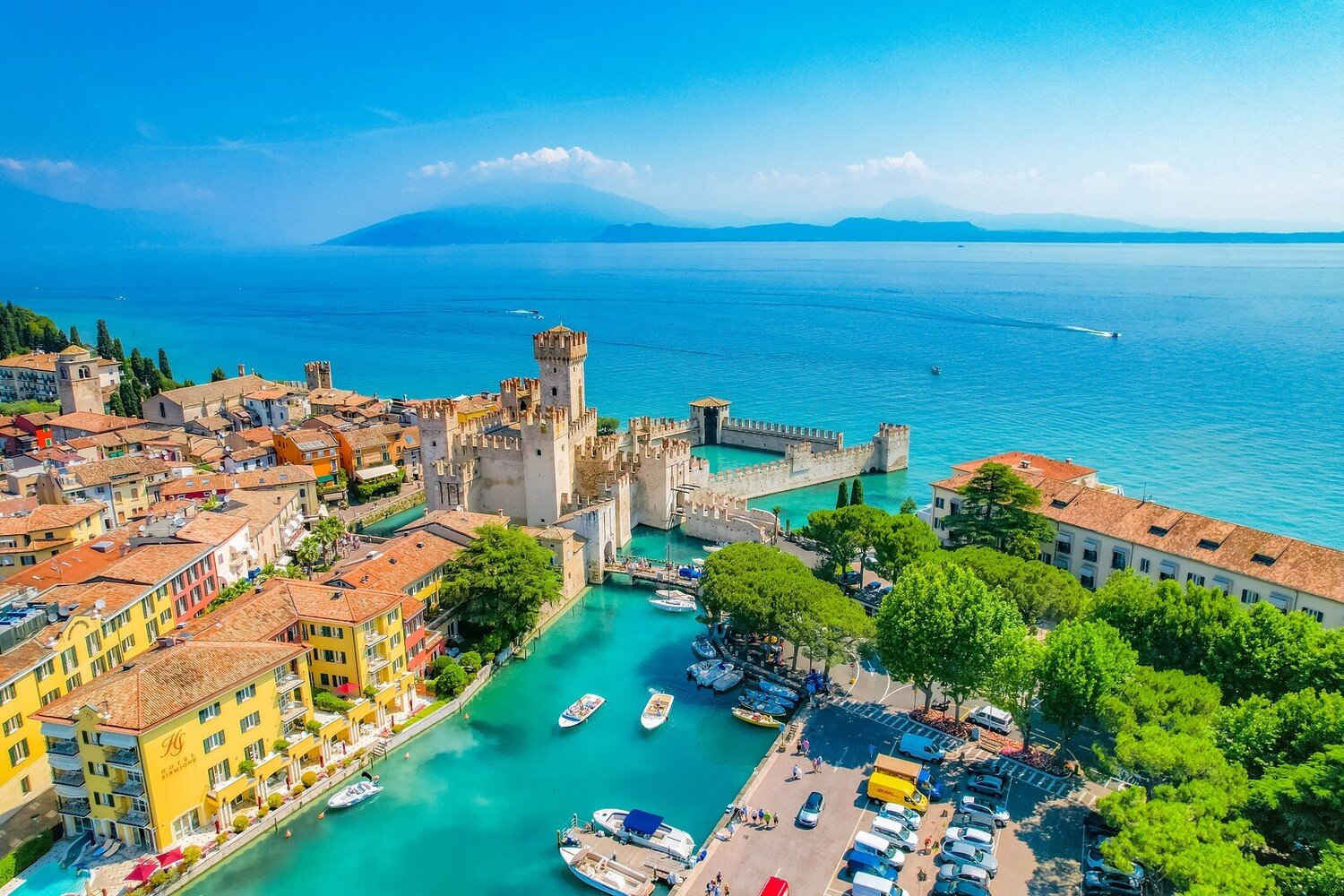 Best Day Trips from Bergamo: 12 Stops During Your Trip - 2026 - 18 - day trips from bergamo day trips from bergamo - Best Day Trips from Bergamo: 12 Stops During Your Trip - 2026 - 17