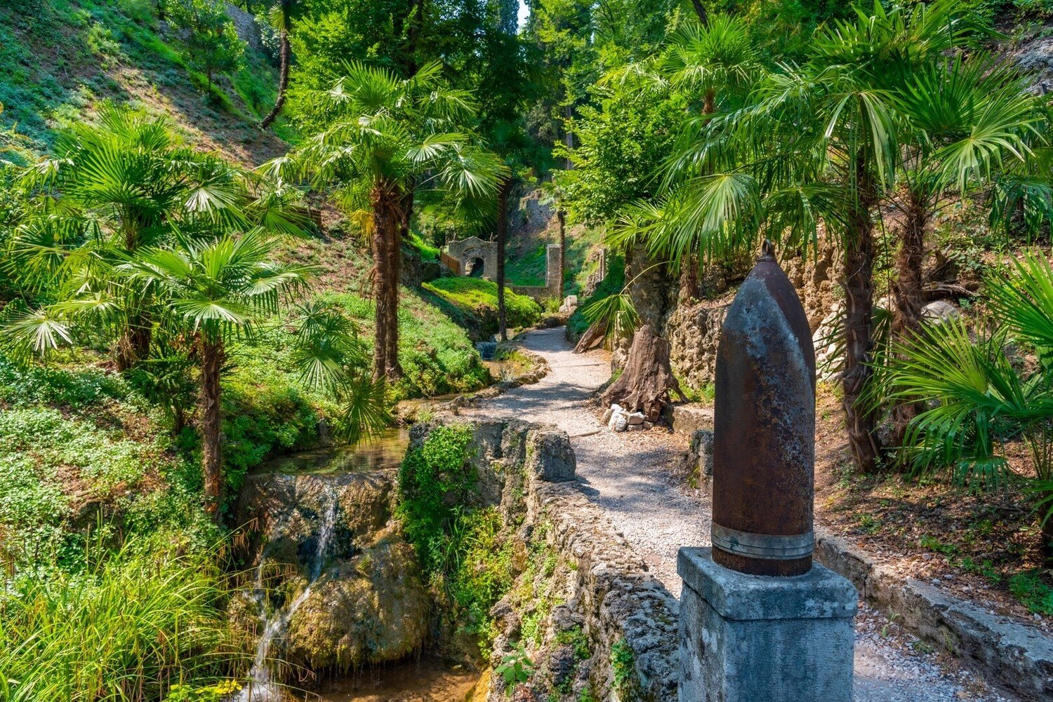 Cosa vedere sul Lago di Garda: Guida al weekend perfetto - 2026 - 16 - cosa vedere sul lago di garda,cosa fare al lago di garda,visitare il lago di garda cosa vedere sul lago di garda,cosa fare al lago di garda,visitare il lago di garda - Cosa vedere sul Lago di Garda: Guida al weekend perfetto - 2026 - 15
