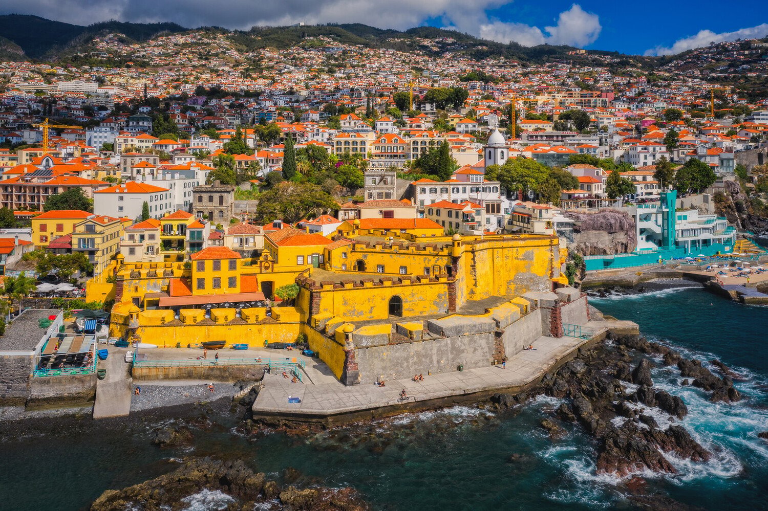 Visit Ponta do Sol: A Bright Stop on Madeira’s West Coast - 2026 - 23 - visit Ponta do Sol visit Ponta do Sol - Visit Ponta do Sol: A Bright Stop on Madeira’s West Coast - 2026 - 22