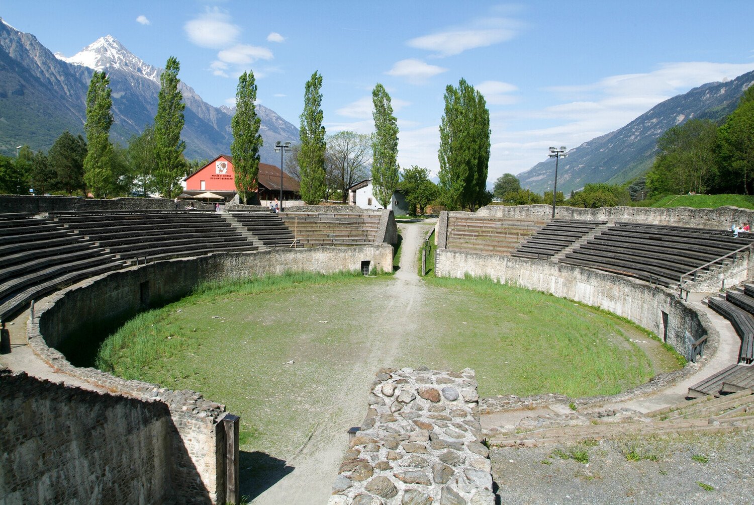 Que faire à Martigny : Perle historique et gourmande du Valais suisse - 2026 - 6 - martigny martigny - Que faire à Martigny : Perle historique et gourmande du Valais suisse - 2026 - 5